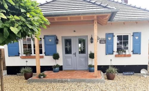 Geierswalde Villa | Landliebe, Ferienhaus, 3 Schlafzimmer mit Sauna und Outdoor Whirlpool