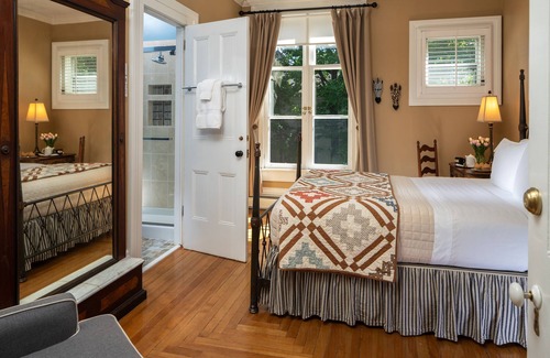 Cooperstown Bed & Breakfast | Landmark Inn