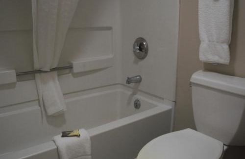 Hartsville Hotel | Landmark Inn