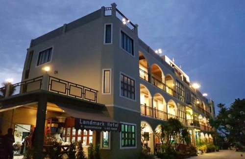 Maha Sarakham Hotel | Landmark Maha Sarakham