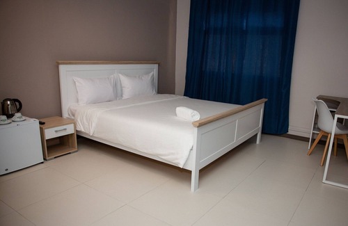 Quatre Bornes Hotel | Landmark Quatre bornes