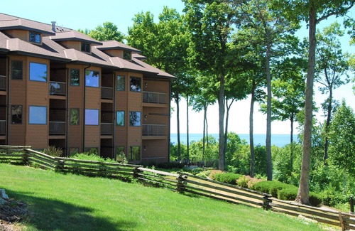Egg Harbor Condo | Landmark Resort