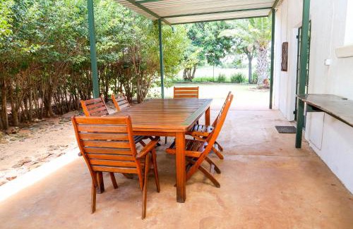 Maanhaarand Apartment | Landor Stud Farm Cottage