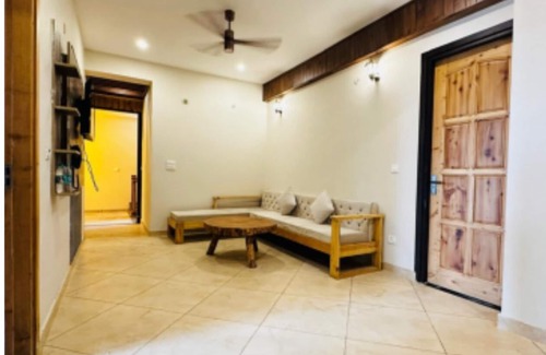 Landour Hotel | Landour Wood House