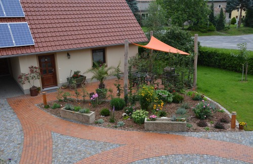 Niedergurig House | "LANDROMANTIK" amidst the heath and pond landscape at the gates of Bautzen