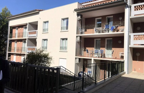 Greoux-les-Bains Apartment | Lands of France - Provence side* - 2 rooms 2 people Comfort