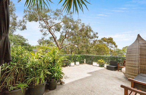 Artarmon Apartment | Lane Cove - LON08 - Longueville Road - Modern 2BR with Garden, Terrace Balcony in Leafy Lane Cove