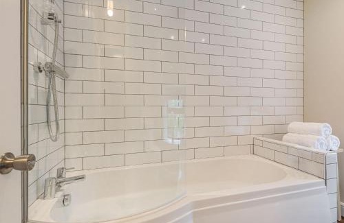 Little Hayfield House | Lane Ends Cottage