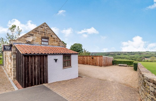 Glaisdale Cottage | LANES BARN, family friendly, character holiday cottage in Glaisdale