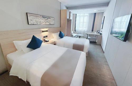 Zengcheng Hotel | Lanfeng Hotel Guangzhou Zengcheng Xintang Station Subway Station Branch