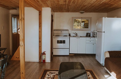 Espanola Cottage | Lang Lake Resort