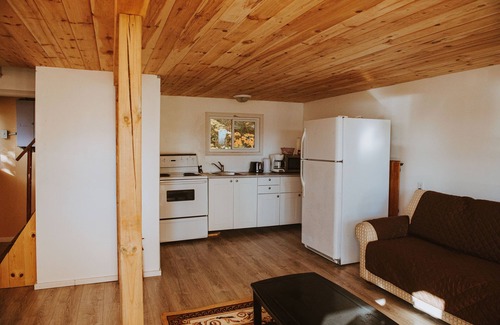 Espanola Cottage | Lang Lake Resort