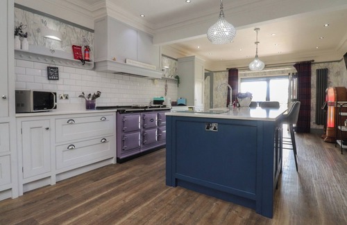 Kettlewell Cottage | LANGCLIFFE HOUSE, pet friendly, luxury holiday cottage in Kettlewell