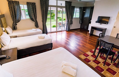 Kinarut Hotel | Langkah Syabas Beach Resort