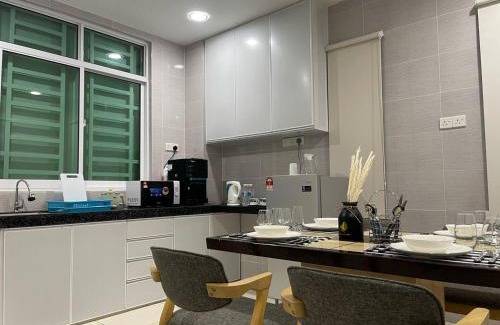 Langkawi House | Langkawi kuah Modern Spacious 4R Homestay