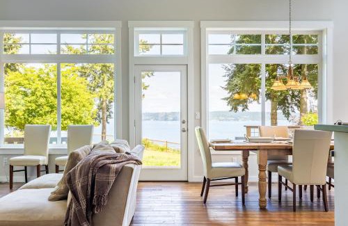 Langley House | Langley by the Sea by AvantStay Panoramic Vistas