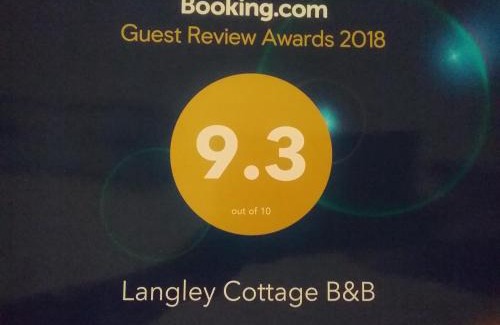 Coonabarabran Bed & Breakfast | Langley Cottage B&B