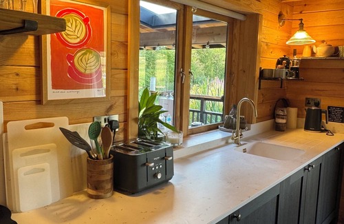 Derby Cabin | Langley Meadows Luxury Cabins