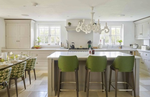 Turville Villa | Langley Park - Seven Bedroom Villa, Sleeps 13