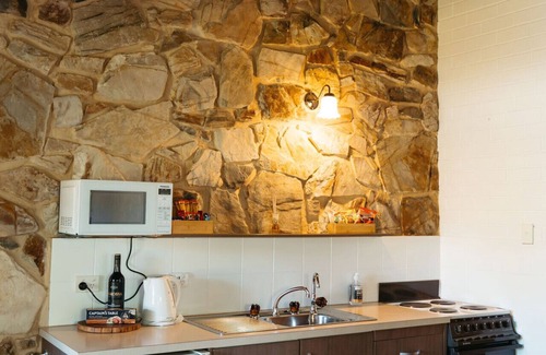 Tanunda Apartment | Langmeil Cottages - Linden
