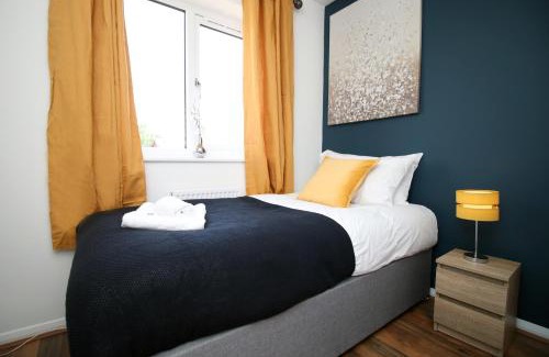 Langstone House | Langstone Close by Tŷ SA
