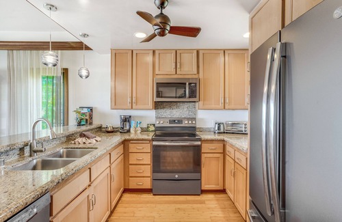 Wailua House Lots Condo | Lanikai 121 | Stylish Oceanfront Living | Pool & BBQ Area