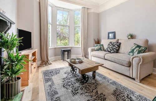 Lanner House | Lanner Moon
