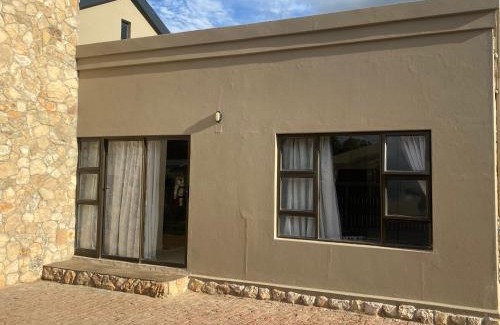 Riversdale Apartment | Lanoria 11