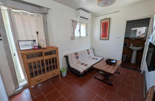 Jinsha House | Lanshe Gate