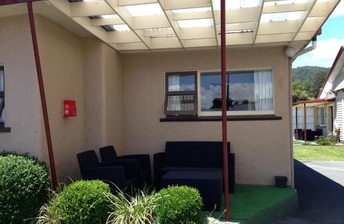 Reefton Hotel | Lantern Court Motel