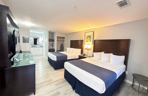 Whitfield Hotel | Lantern Inn & Suites