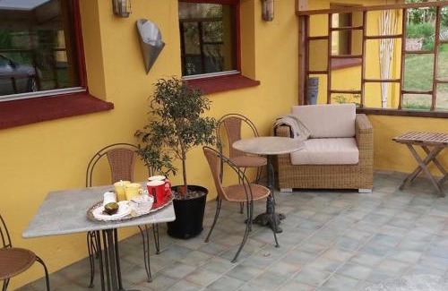 Hishult Bed & Breakfast | Lanthotellet Hishult