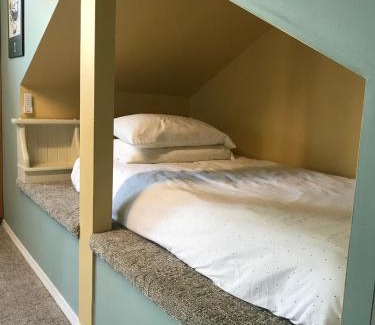 Regional District of Nanaimo Apartment | Lantzville Treehouse
