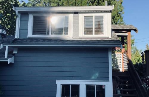 Regional District of Nanaimo Apartment | Lantzville Treehouse