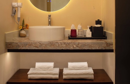 Gucheng Bed & Breakfast | Lanxiu Homestay