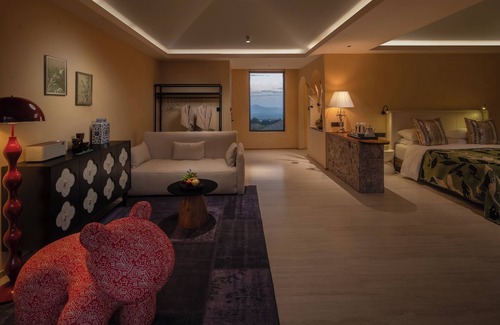 Gucheng Bed & Breakfast | Lanxiu Homestay