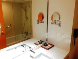 Vientiane Hotel | Lao Plaza Hotel
