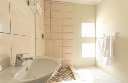 De Deur Hotel | Lapeng hotel, conference and wedding venue