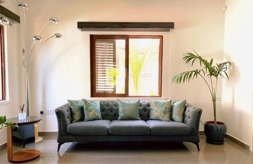 Kyrenia District Villa | Lapta Poolside Villa