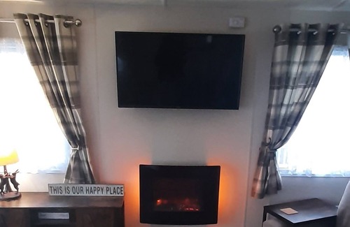 Cayton Bay House | Lapwing 5 Holiday home. Situated on the beautiful North Yorkshire Coast