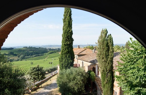 Terricciola Resort | Laqua Vineyard