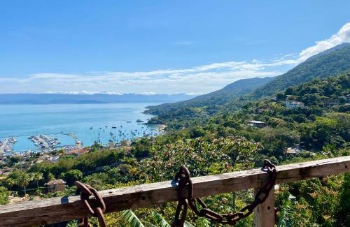 Ilhabela Historical Center Cabin | Lar da Lara