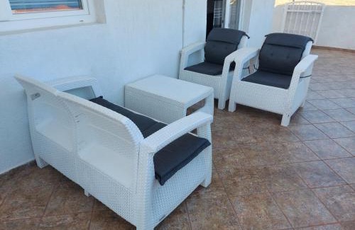 Metajna Apartment | LARA & VITO