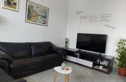 Metajna Apartment | LARA & VITO