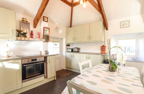 Helford Passage Cottage | Larch Barn