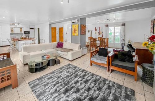 Lardy Villa | Lardy Cosy Home