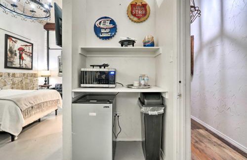 Western Division Apartment | Laredo Vacation Rental - Minutes From Attractions!