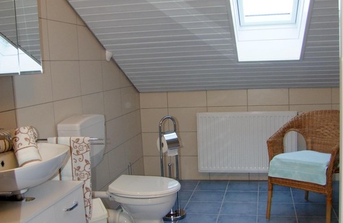 Neustadt-Geinsheim Apartment | Large, sunny, quietly located apartment with a view of the Palatinate Forest