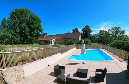 Val de Louyre et Caudeau House | Large, quiet family home with swimming pool (Household linen and towels included)