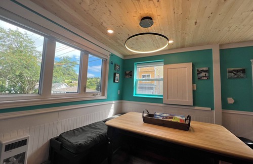 Quidi Vidi Apartment | Large 1 Bedroom Apartment in the Heart of Quidi Vidi (Ground Level)